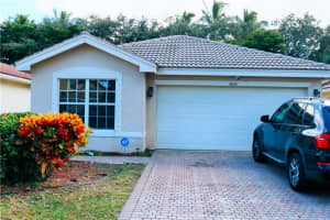 5050 Northern Lights Dr, Greenacres, FL 33463, Sold 03/21/23