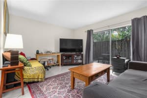 801 W Oakland Park Blvd   C5, Oakland Park, FL 33311 Sold 01/18/23