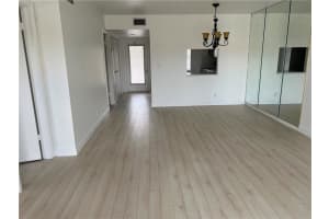 32 Abbey Ln, Delray Beach, FL 33446, Sold 01/27/23