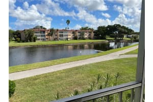 32 Abbey Ln, Delray Beach, FL 33446, Sold 01/27/23