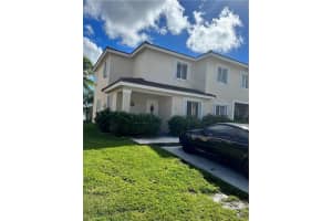 17501  140 CT   17501, Miami, FL 33177 Sold 12/19/22
