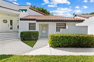227 NW 36 Avenue, Deerfield Beach, FL 33442 Sold 12/23/22