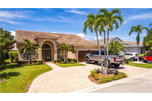 7355 NW 60th Ln, Parkland, FL 33067 Sold 04/28/23