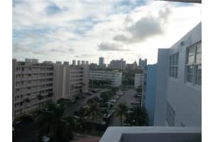 400 NE 12 AVE   809, Hallandale Beach, FL 33009 Sold 01/24/23