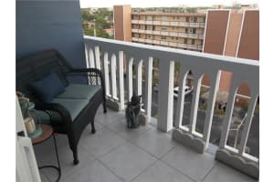 400 NE 12 AVE   809, Hallandale Beach, FL 33009 Sold 01/24/23