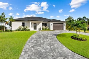 5475  Greenwood Drive, Delray Beach, FL 33484 Sold 01/17/23
