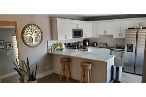 2975 Waterford Dr S, Deerfield Beach, FL 33442, Sold 04/21/23