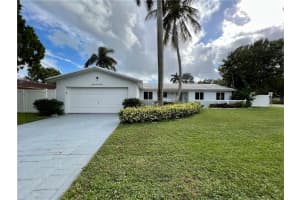 2200 NE 46th St, Lighthouse Point, FL 33064, Sold 01/18/23