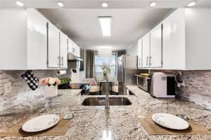 9652 W McNab Rd, Tamarac, FL 33321, Sold 12/02/22