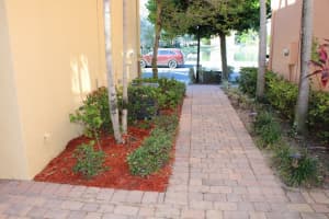 3210  Mirella Dr, Riviera Beach, FL 33404 Sold 01/12/23