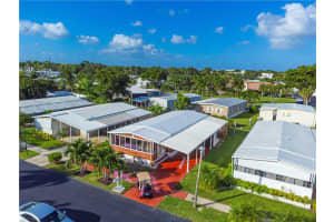 131 NW 53rd St, Deerfield Beach, FL 33064 Sold 01/12/23