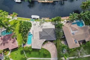 98 SW 8th Avenue, Boca Raton, FL 33486 Sold 01/31/23