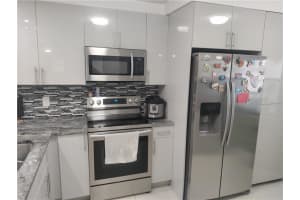 357 N Rock Island Rd   101, Margate, FL 33063 Sold 12/20/22