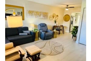 19  Abbey Ln   104, Delray Beach, FL 33446 Sold 12/21/22