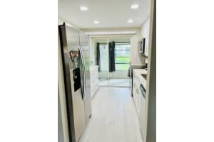 19  Abbey Ln   104, Delray Beach, FL 33446 Sold 12/21/22