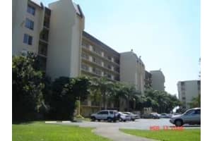3001 W Rolling Hills Cir   608, Davie, FL 33328 Sold 02/14/23