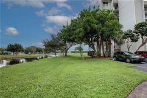 3100 W Rolling Hills Circle   602, Davie, FL 33328 Sold 12/01/22