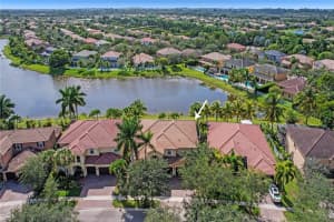 19226 N Hibiscus St, Weston, FL 33332, Sold 12/29/22