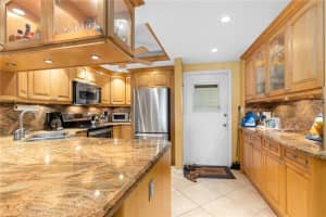 2731 NE 14th Street Cswy   315, Pompano Beach, FL 33062 Sold 04/20/23