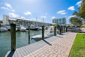 19 Portside Dr, Fort Lauderdale, FL 33316, Sold 04/19/23