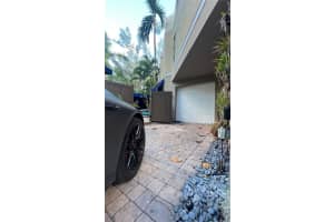 814 SW 10th St, Fort Lauderdale, FL 33315, Sold 01/20/23