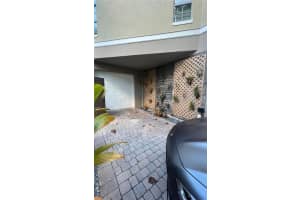 814 SW 10th St, Fort Lauderdale, FL 33315, Sold 01/20/23