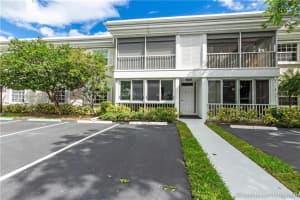 6337  Bay Club Dr   1, Fort Lauderdale, FL 33308 Sold 04/17/23