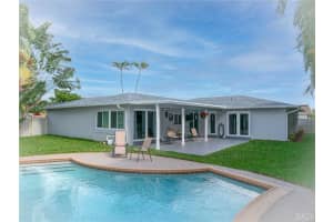 8204 SW 27th Ct, Davie, FL 33328 Sold 01/04/23