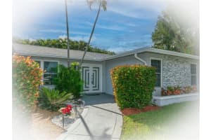 8204 SW 27th Ct, Davie, FL 33328 Sold 01/04/23