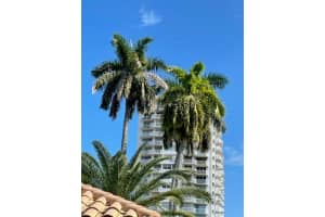 18031  Biscayne Blvd   1402, Aventura, FL 33160 Sold 03/06/23