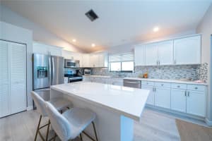 175  Executive Cir, Boynton Beach, FL 33436 Sold 03/29/23