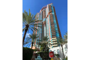 400 S Pointe Dr   1206, Miami Beach, FL 33139 Sold 01/18/23