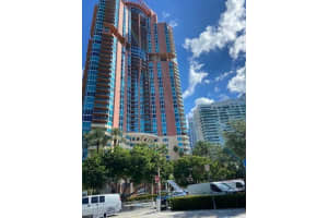 400 S Pointe Dr   1206, Miami Beach, FL 33139 Sold 01/18/23