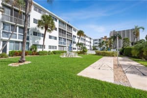 3211 NE 8th St   302E, Pompano Beach, FL 33062 Sold 03/01/23