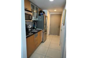 1750 N Bayshore Dr   4207, Miami, FL 33132 Sold 04/18/23