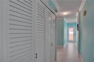 710 N Ocean Blvd   902, Pompano Beach, FL 33062 Sold 12/05/22