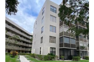 1100 Colony Point Cir, Pembroke Pines, FL 33026, Sold 02/01/23