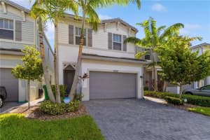 4542 NW 48th Ter, Tamarac, FL 33319 Sold 12/29/22