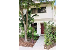 3080 S Oakland Forest Dr, Oakland Park, FL 33309, Sold 12/16/22