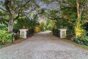 8600 NW 72nd St, Parkland, FL 33067 Sold 07/31/23