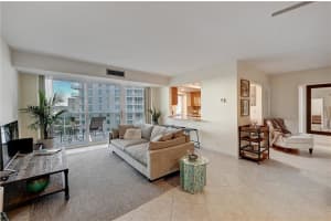 2715 N Ocean Blvd   10B, Fort Lauderdale, FL 33308 Sold 06/12/23