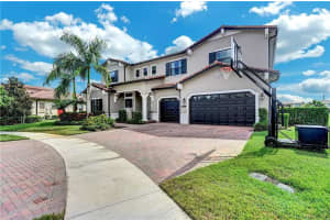 9002  Vista Way, Parkland, FL 33076 Sold 04/28/23