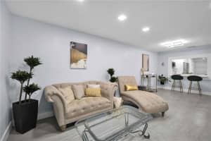 5 N Valencia Dr   5-37, Davie, FL 33324 Sold 01/04/23