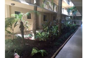 8025 SW 107th Ave   103, Miami, FL 33173 Sold 02/15/23