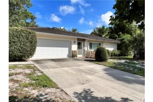 900 NW 9th Way, Boca Raton, FL 33486 Sold 02/01/23