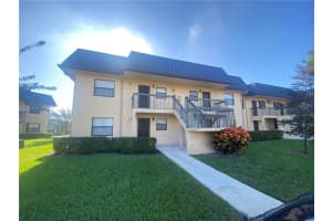 143 Nw 93rd Avenue 202, Pembroke Pines, Fl 33024 Pembroke Pines, FL 33024 Sold 01/20/23