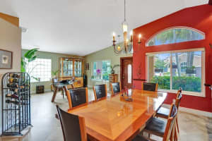 10722 SW 14th Pl, Davie, FL 33324 Sold 12/30/22