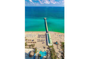 16699  Collins Ave   3002, Sunny Isles Beach, FL 33160 Sold 04/04/23