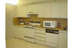 2500  Parkview Dr   1714C, Hallandale Beach, FL 33009 Sold 07/20/23