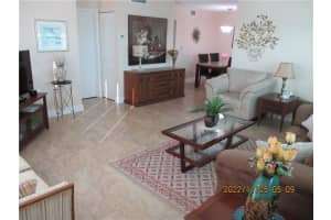 1501 N 12th Ct, Hollywood, FL 33019, Sold 01/12/23